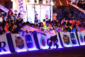 BIB: 
                            <button type="button" onclick="openModal(24271822)" class="btn btn-primary btn-sm float-right btn-popup" data-toggle="modal" data-target=".modal-high-quality">
                        <i class="fas fa-shopping-cart"></i> Add to Cart
                    </button>
                                            <button type="button" onclick="isThisMe(24271822, true)" class="btn btn-success btn-sm float-right btn-popup btn-isme hidden" data-toggle="tooltip" data-placement="bottom" title="นี่คือรูปของคุณใช่ไหม คลิกที่นี่เพื่อเอาเข้าอัลบั้ม">
                        <i class="fas fa-plus"></i> Add to album
                    </button>
                    <button type="button" onclick="isThisMe(24271822, false)" class="btn btn-warning btn-sm float-right btn-popup btn-isnotme hidden">
                        <i class="fas fa-ban"></i> Remove from album
                    </button>